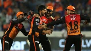 SRH vs KXIP LIVE: Powerplay update - Kings XI Punjab lose Chris Gayle early in chase of 213; post 44/1 in six overs